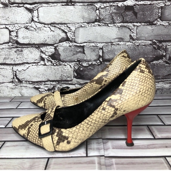 Giuseppe Zanotti Cream Leather Black SnakeSkin Pointed Pump - Picture 1 of 5